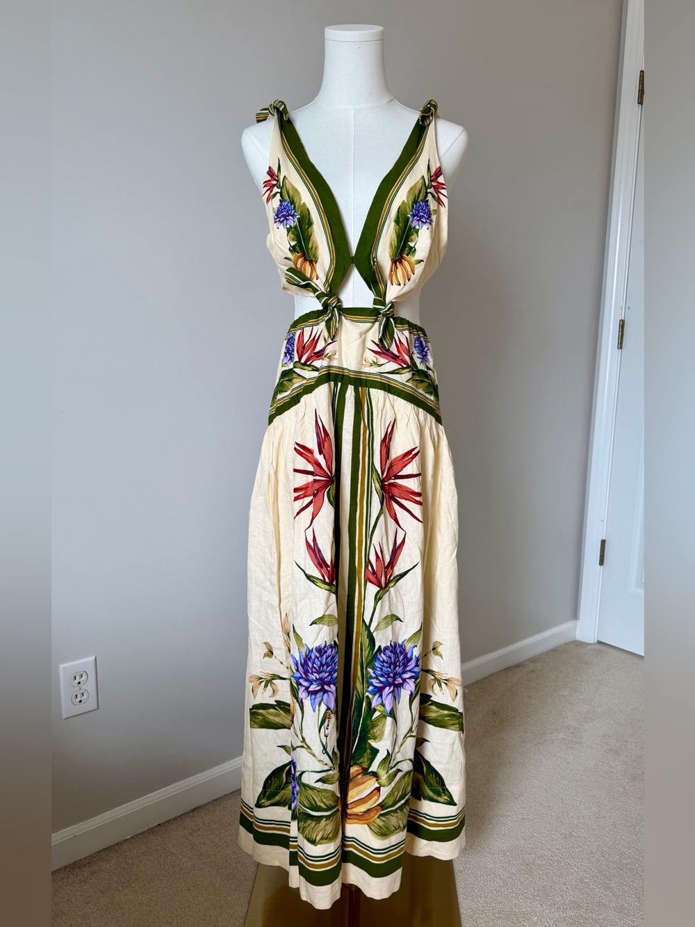 NWT FARM Rio Sand Tropical Scarf Cutout Linen Maxi Dress Sizes M/L - Picture 2 of 12